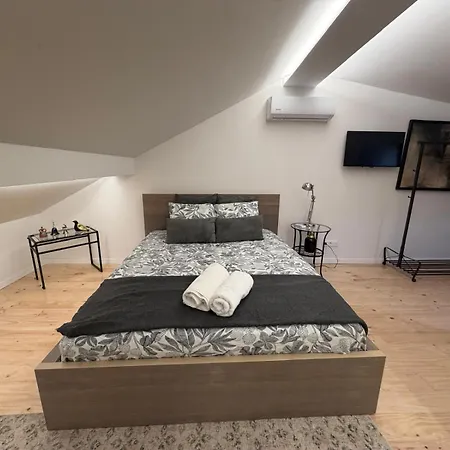 Casa Parreiras Apartamento *